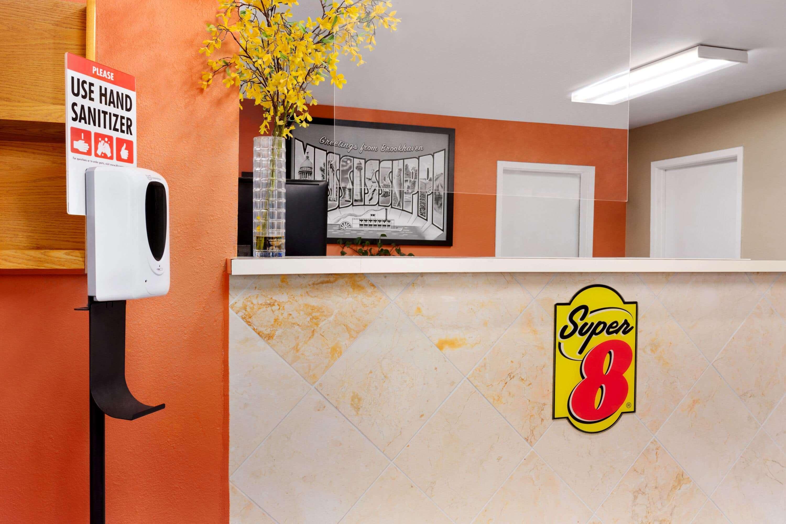 Super 8 By Wyndham Brookhaven Hotel Eksteriør billede